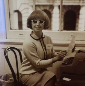 Meet your Posher, Celia